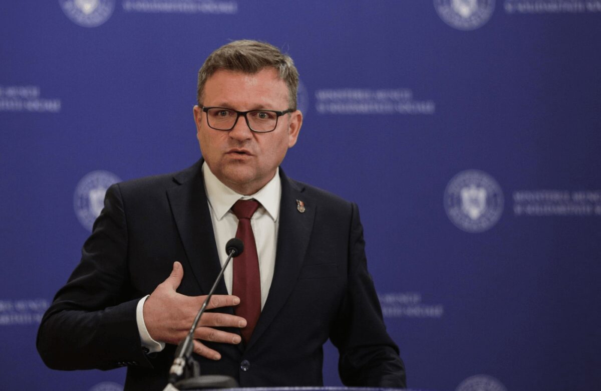 Budăi: Nu cred că e potrivit să interzicem cumulul de salarii şi pensii