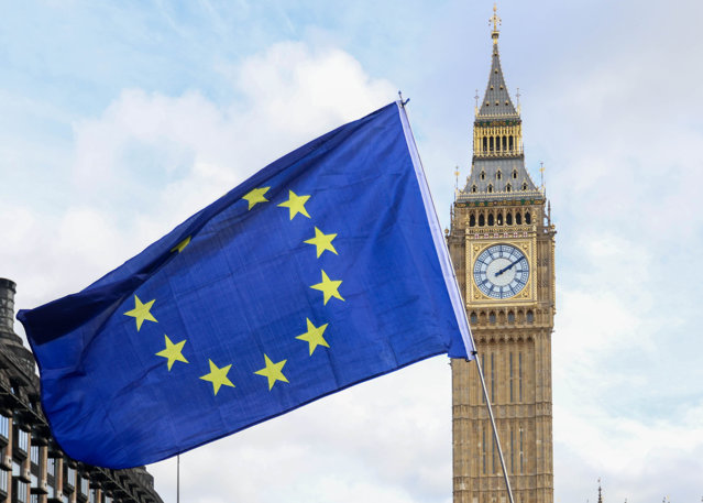 Londra temperează planurile privind abrogarea articolelor de lege derivate din reglementările UE