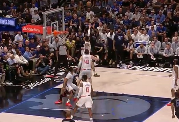 Cunoaștem încă o echipă calificată în semifinalele play-off-ului NBA